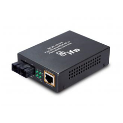 1-Port 10/100 Base-Tx IEEE802.3af Copper+1Port 100 Base-FX(15Km)