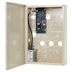Concentratore intelligente per 4 varchi con doppio bus, alimentatore e porta TCP-IP.