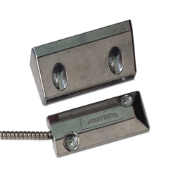 Contatto magnetico in alluminio a pavimento. GAP 75 mm. Cavo armato. IP68. Resistenze di fine linea da 4,7 Kohm incluse. EN50131 Grado 2